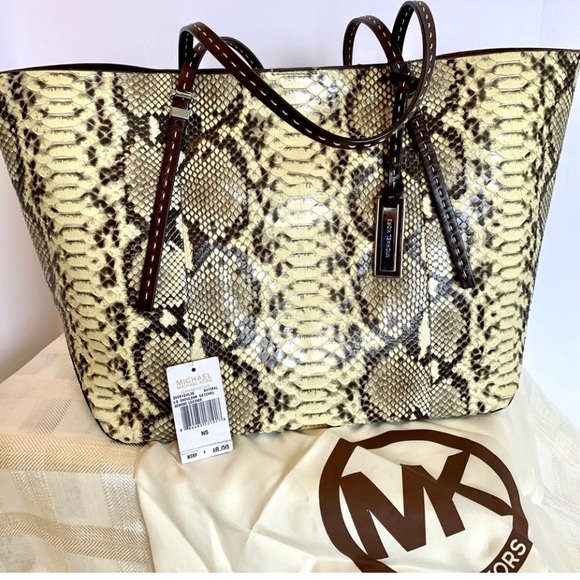 MK Collection phyton animal skin print bag - Picture 1 of 8